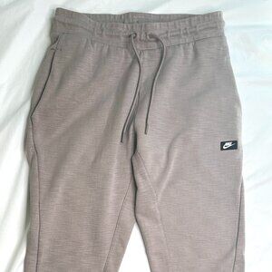 Nike Sportswear Mens M Optic Fleece Cuffed Jogger Pants Pumice Gym